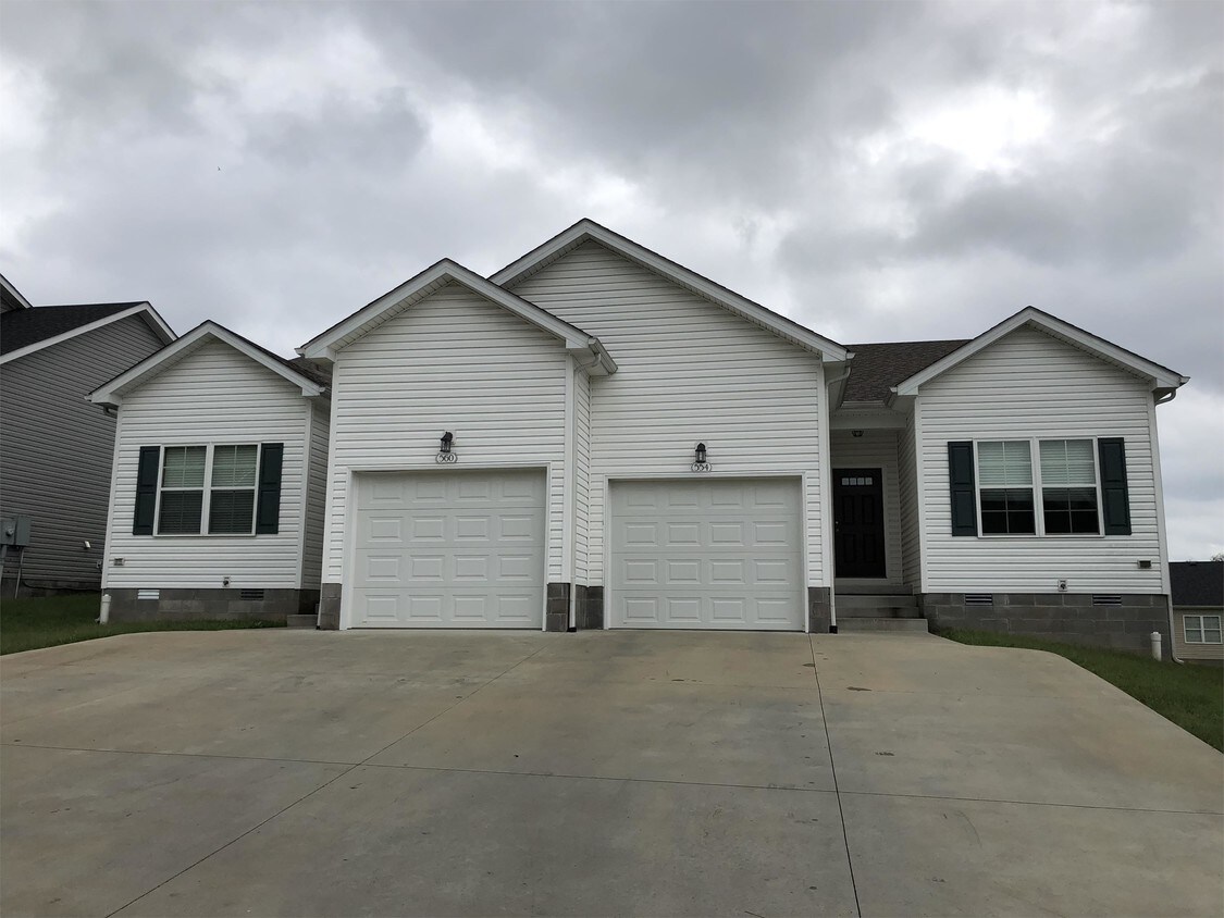 Foto principal - 554 Walnut Creek Dr