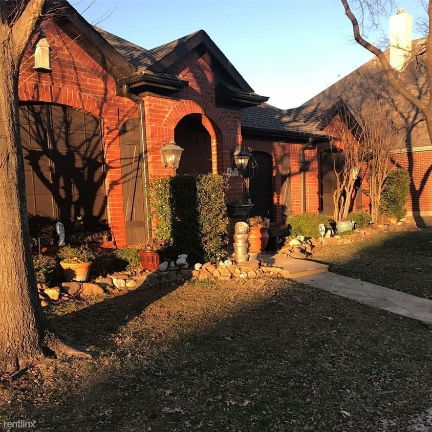 4210 Honeysuckle Dr, McKinney, TX 75070 House Rental in McKinney, TX