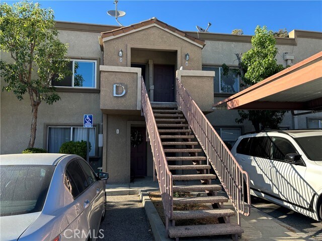 Primary Photo - 800 Grand Ave