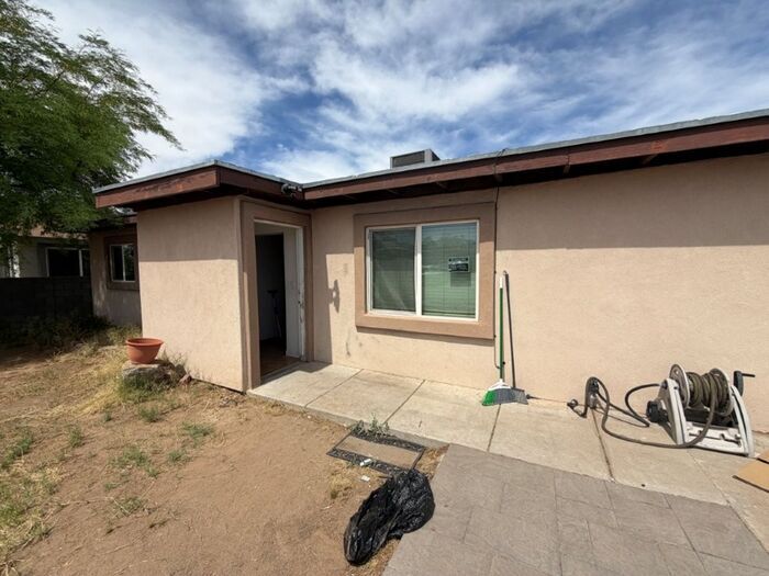 Photo - 2346 E Lynne Lane