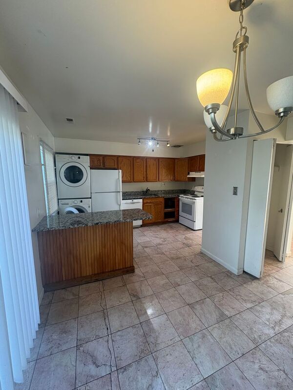 Foto del edificio - 5521 Walther Ave