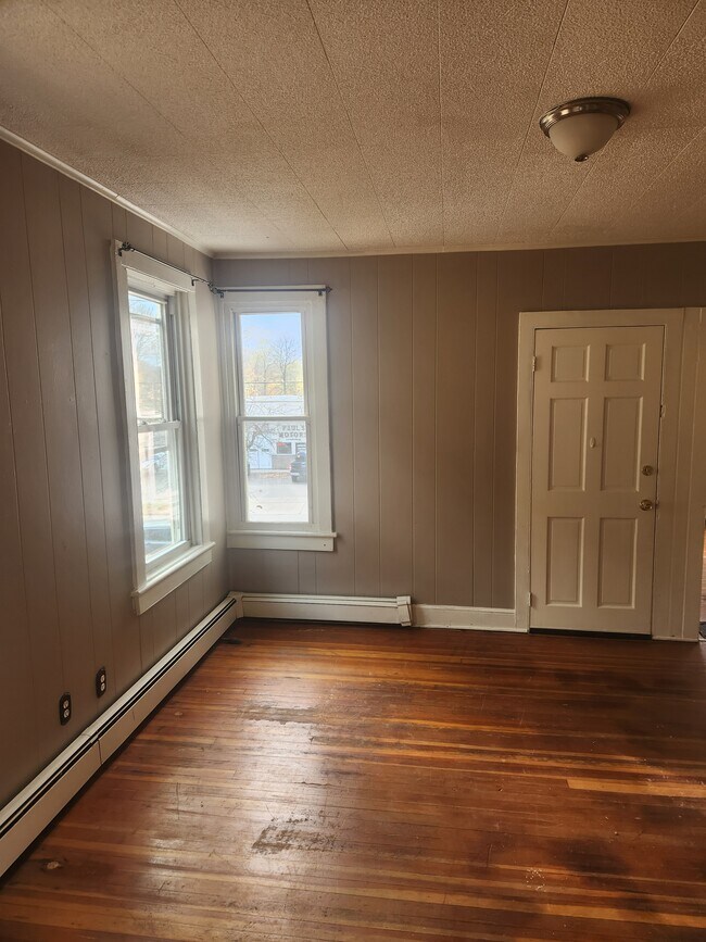 Foto del edificio - 11 Fairview Ave