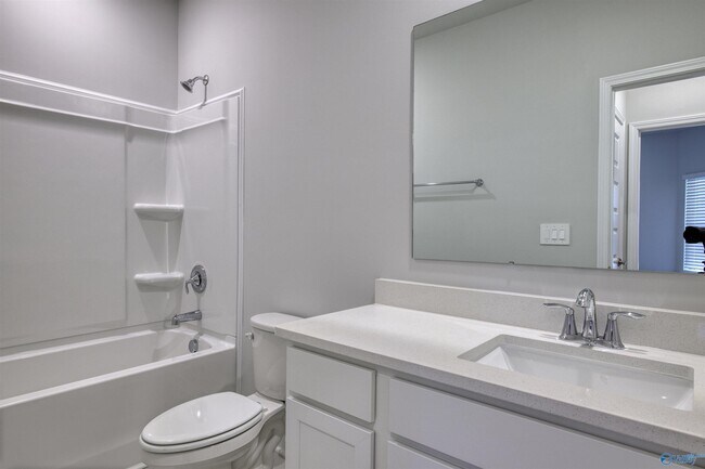 Foto del edificio - 6073 Gardner Maples Dr SE