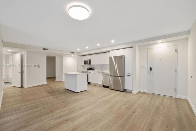 Foto del edificio - 1500 Bay Rd