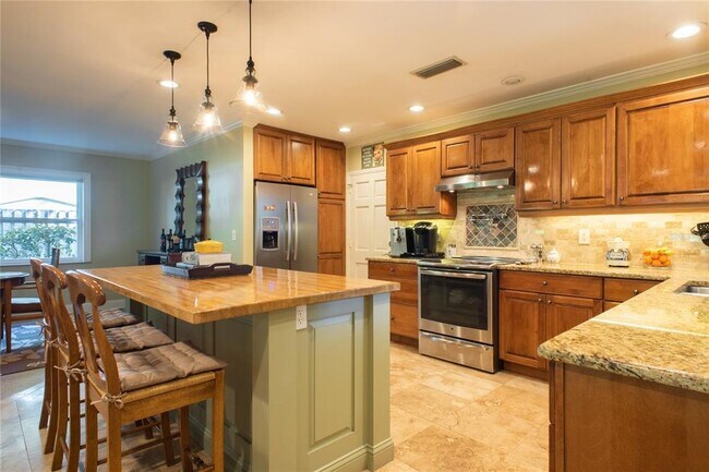 Building Photo - 2309 S Lila Ln