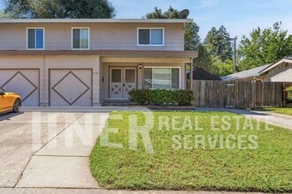 Building Photo - 6167 Oakgreen Cir
