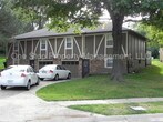 Primary Photo - 3801 NE Colonial Dr