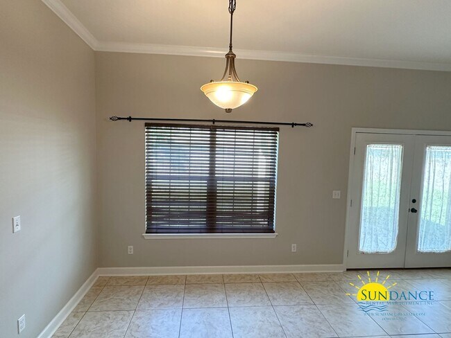 Foto del edificio - Beautiful Custom Built Home in Navarre!