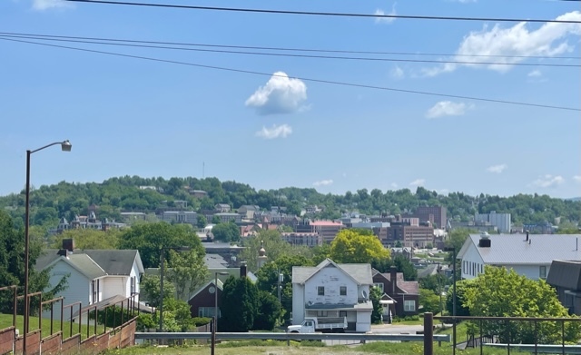 WVU campus views from your desk! - 15 Highland St.