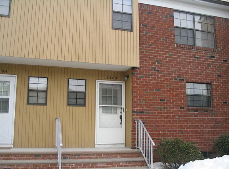 Primary Photo - 3405 Wellington Ct