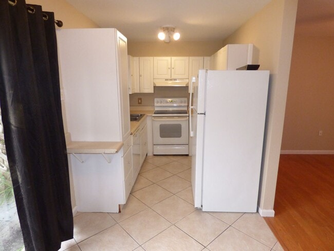 Building Photo - 3074 Broadpoint Dr