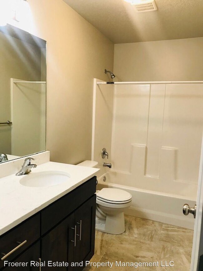 Building Photo - 3 br, 2.5 bath House - 3321 W 3200 N #225