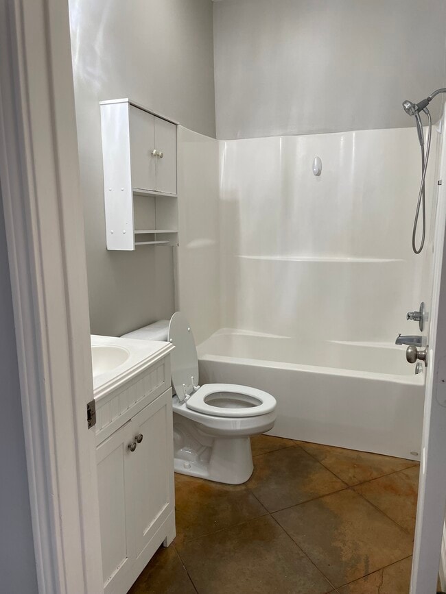 Bath - 608 John Stine Rd