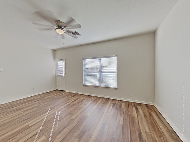 Building Photo - 6731 Sabinal