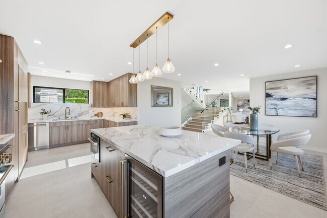 Foto del edificio - 3465 Valley Meadow Rd