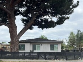 Building Photo - 14636 Channing St