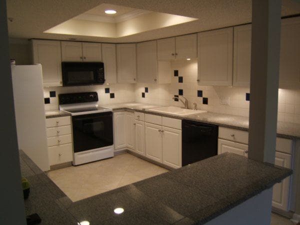 Building Photo - 3 br, 2 bath House - FAWNRIDGE SUBDIVISION...