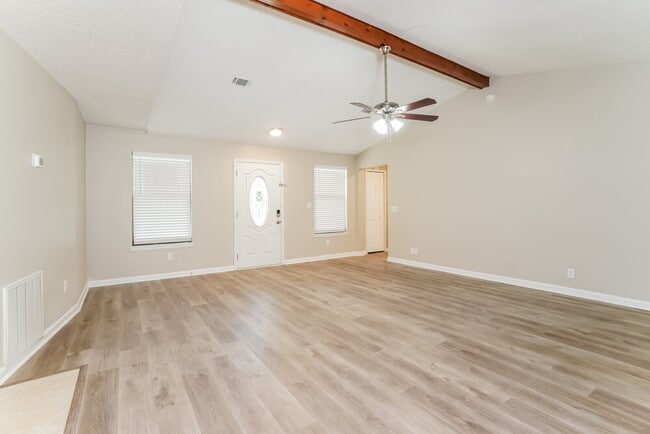 Building Photo - 1805 Killarn Cir