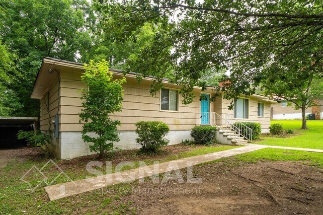 Building Photo - 5117 Highland Ave