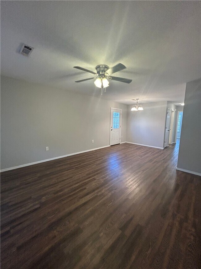 Building Photo - 5707 W Michael Cole Dr