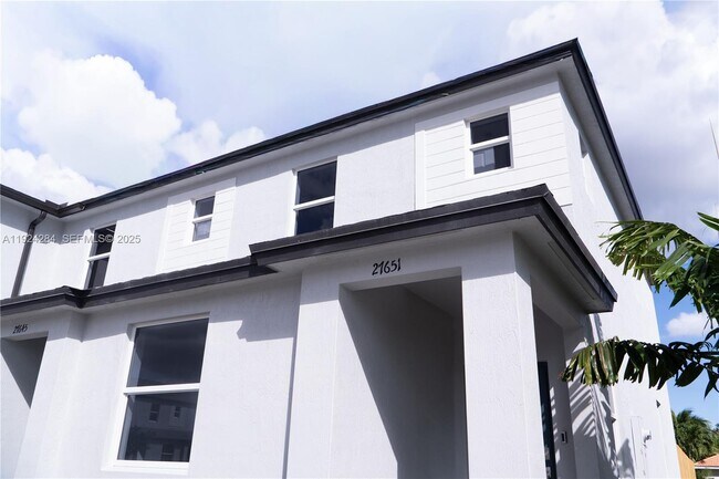 Foto del edificio - 27651 SW 155th Ct