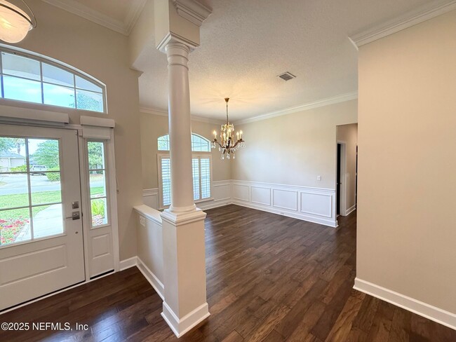 Foto del edificio - 7860 Turnstone Cir E