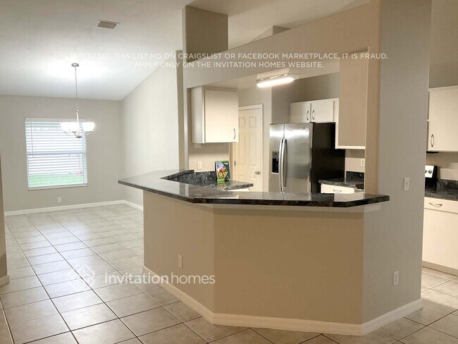 Foto del edificio - 2800 Turnbull Cove Dr