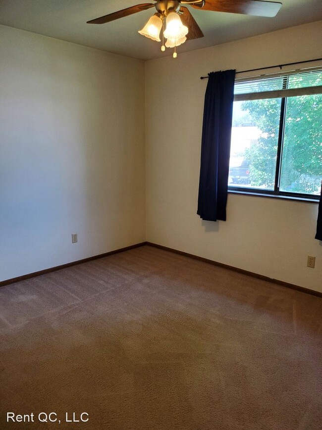 Foto del edificio - 5121 25th Ave Ct