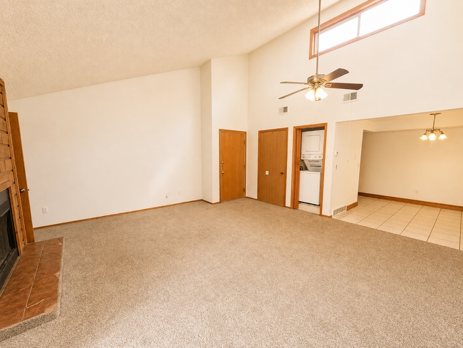 Photo - 2932 Shadow Creek Dr House