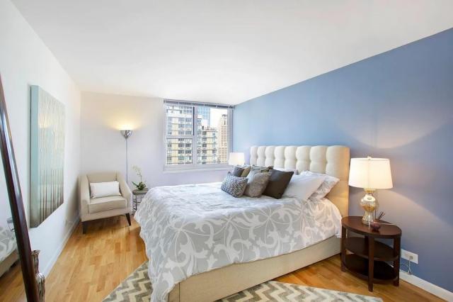 Foto del edificio - 3 bedroom in New York NY 10280