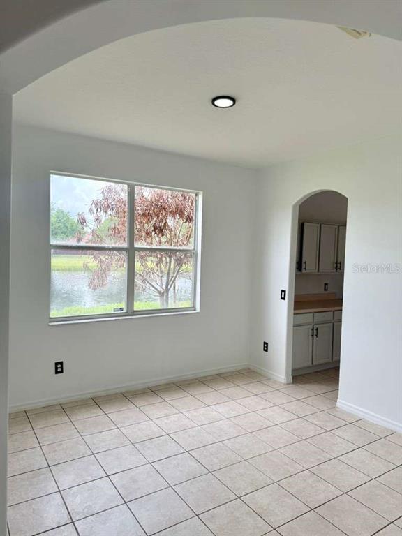 Building Photo - 13832 Hawk Lake Dr