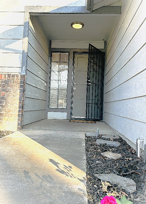 Foto del edificio - 912 Mandana Ct