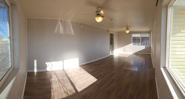 Foto del edificio - McD--445