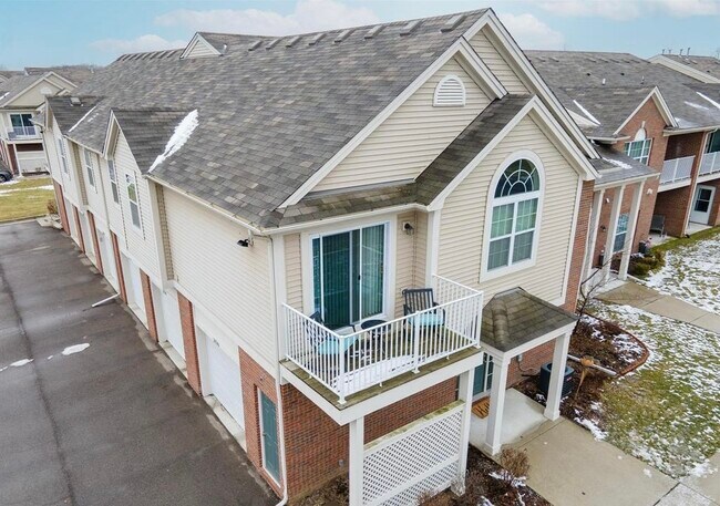 Foto del edificio - 28346 Adler Park Dr S