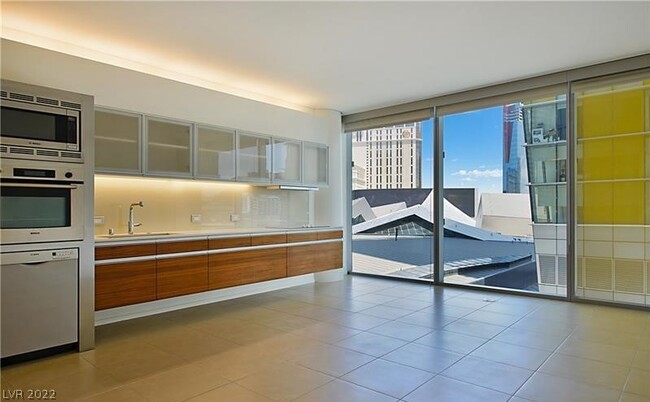 Building Photo - 3726 S Las Vegas Blvd
