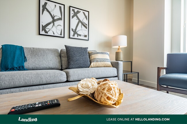 Building Photo - 2190 E 11th Ave