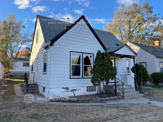 Building Photo - 5240 S 28th Ave