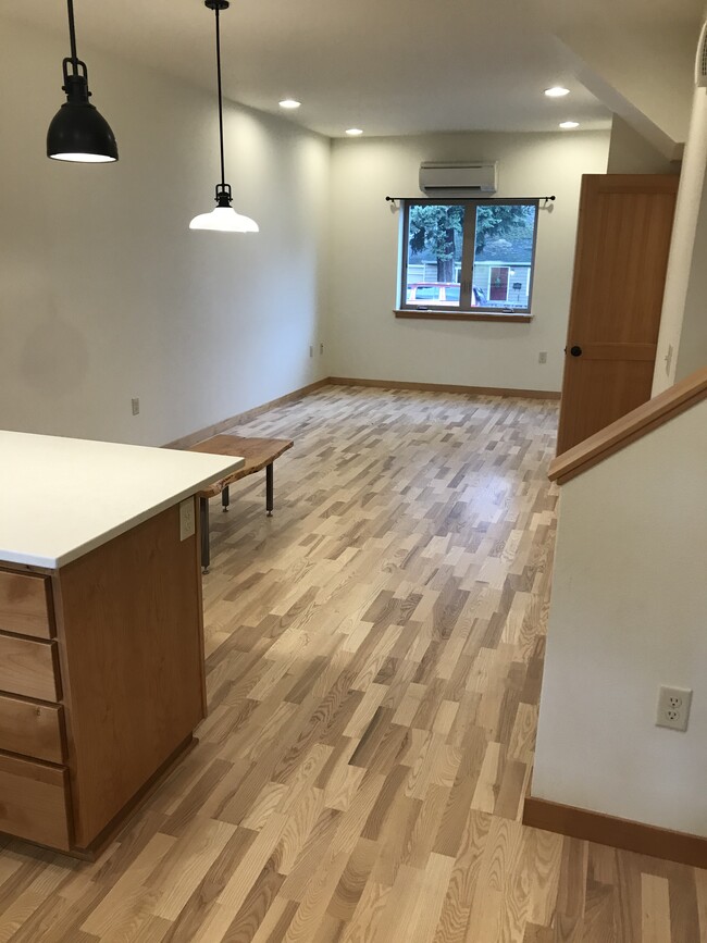 Living/dining room - 5854 NE Mason St