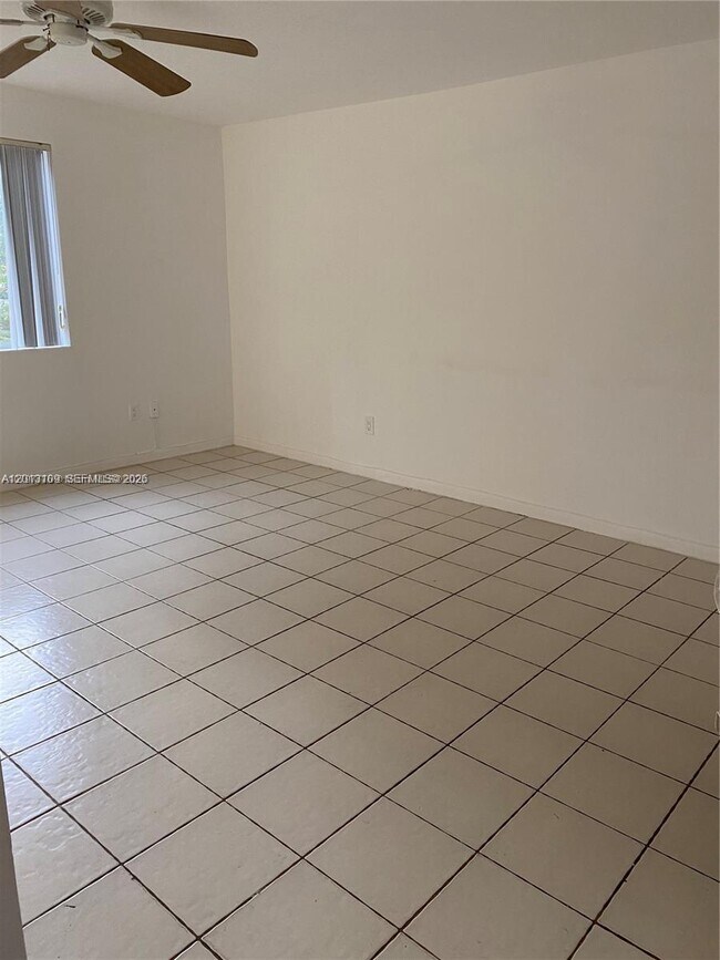 Foto del edificio - 22221 SW 103rd Ct