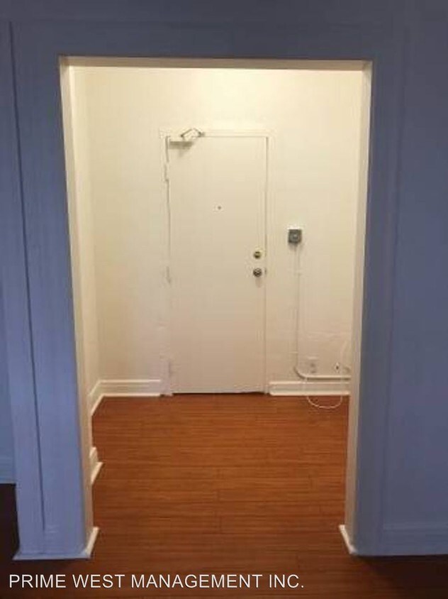 Primary Photo - 661 Shatto Pl