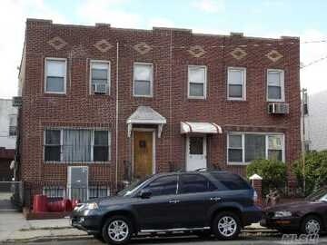 30-24 Y 30-22 21 ¡St. - 30-24 21st St