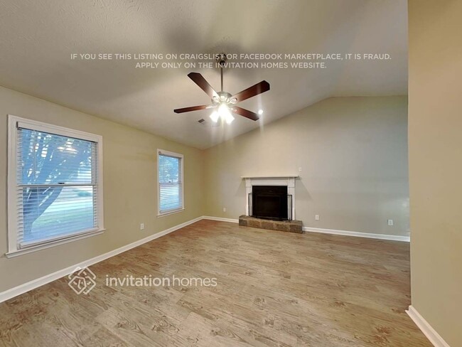 Building Photo - 3156 Fescue Cir