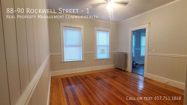 Foto del edificio - 88-90 Rockwell Street-1