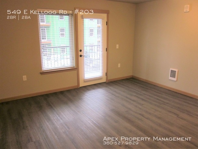 Foto del edificio - 549 E Kellogg Rd
