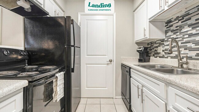 Building Photo - 8781 White Swan Dr