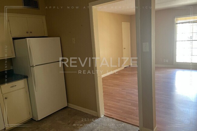 Foto del edificio - Charming 2/1 Apartment in Midtown!