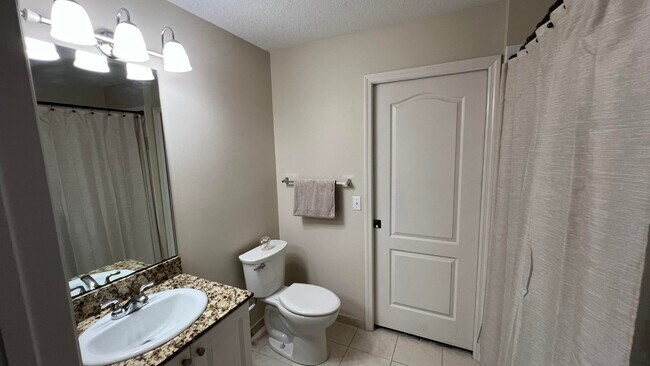 Building Photo - 11021 Legacy Dr