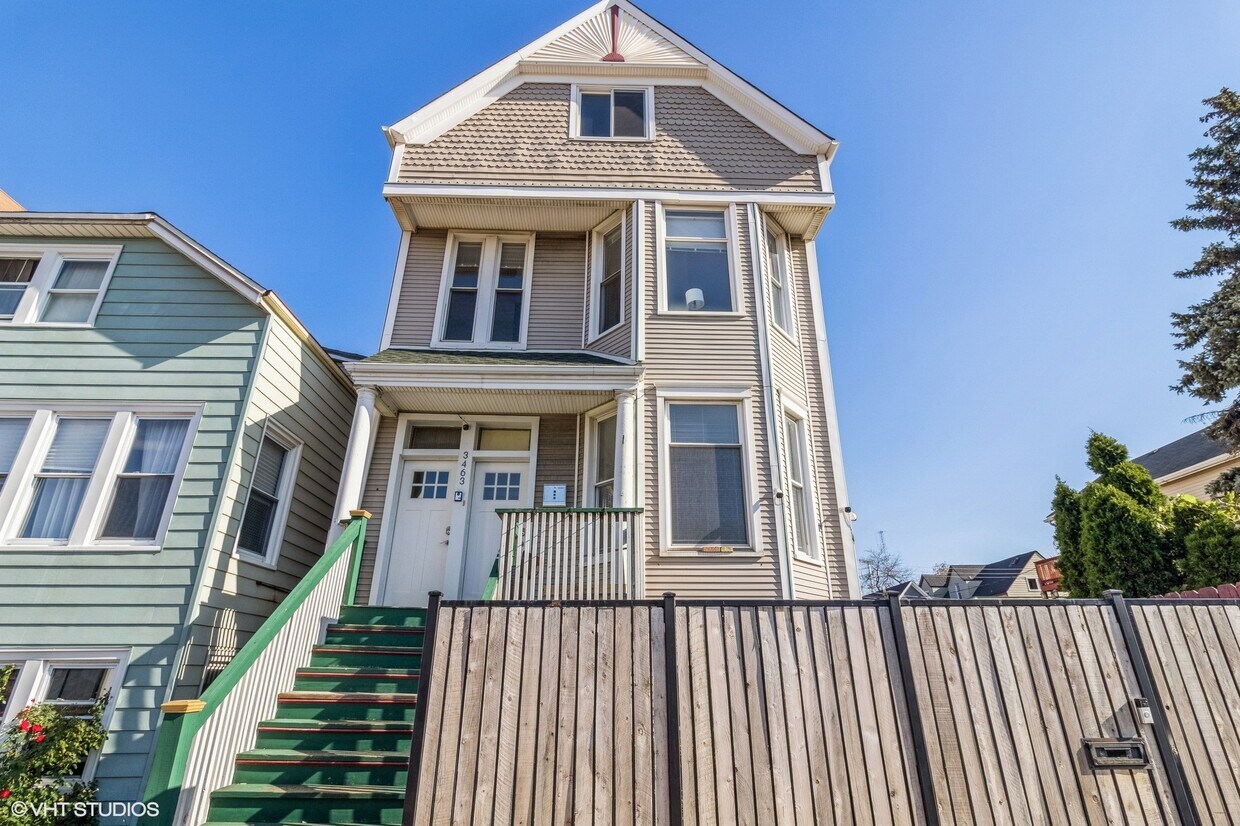 Primary Photo - 3463 N Kedzie Ave