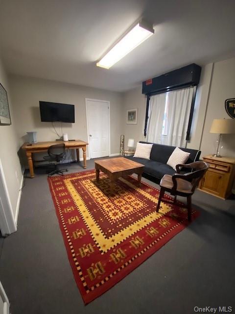 Foto del edificio - 127 Indian Hill Rd