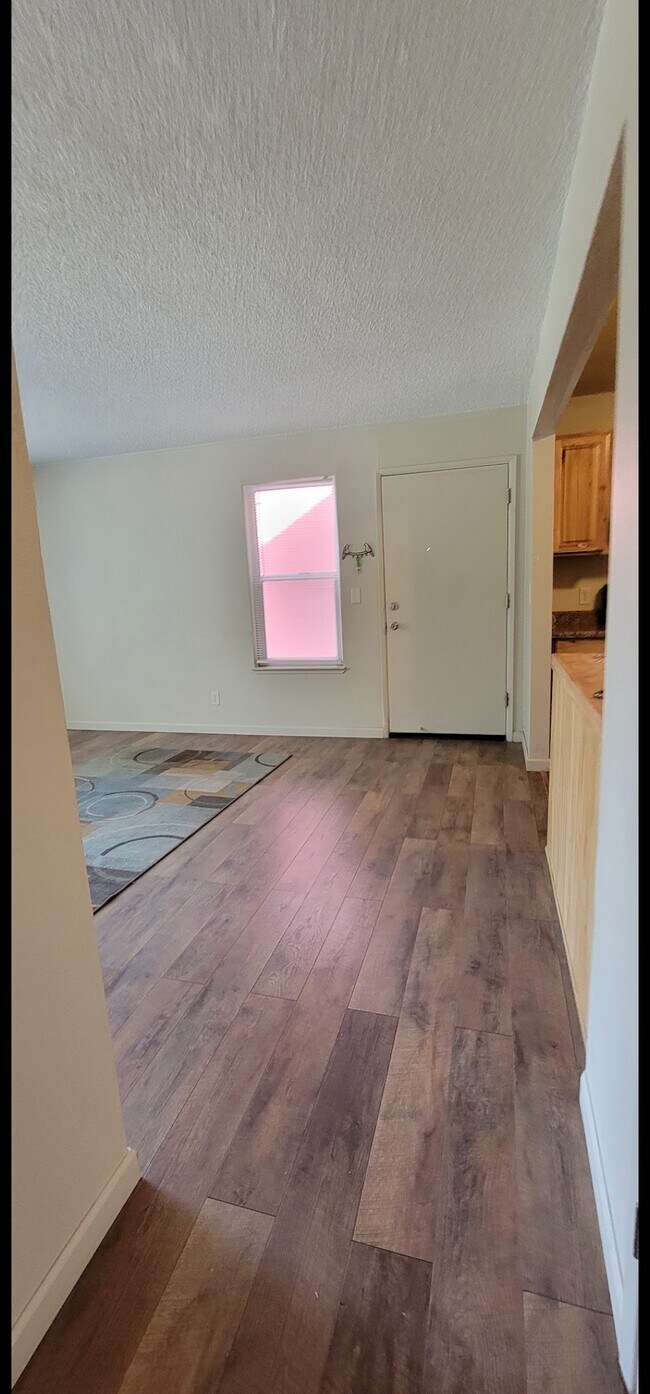 Foto del edificio - 1200 T A Riordan